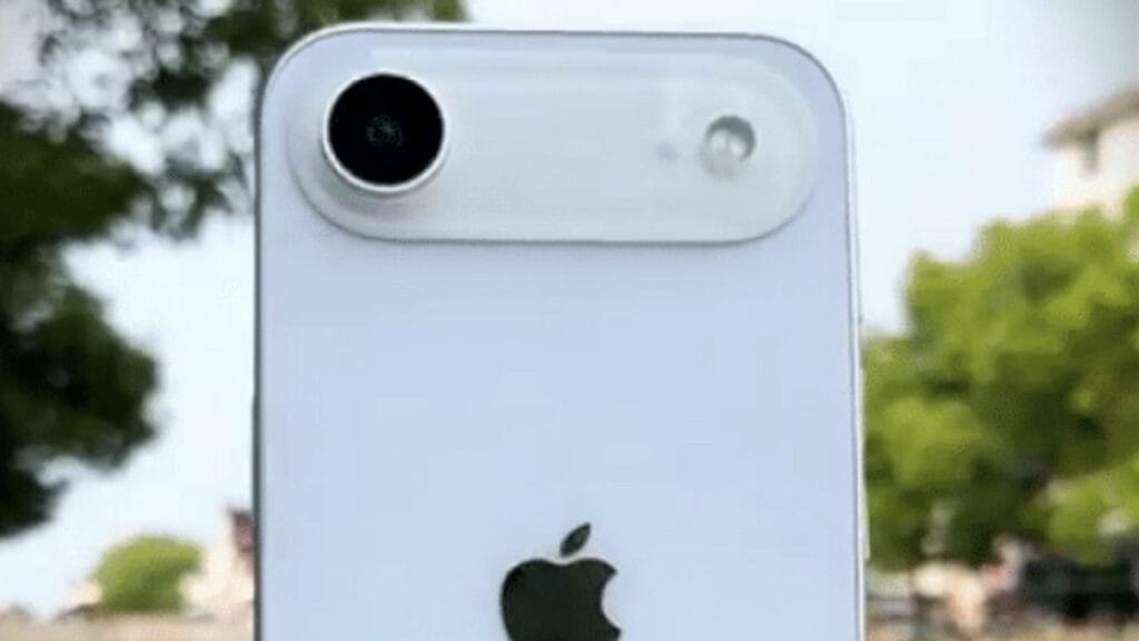 iPhone 17 Air: Apple का सबसे पतला और हल्का स्मार्टफोन 3 iPhone 17 Air camera