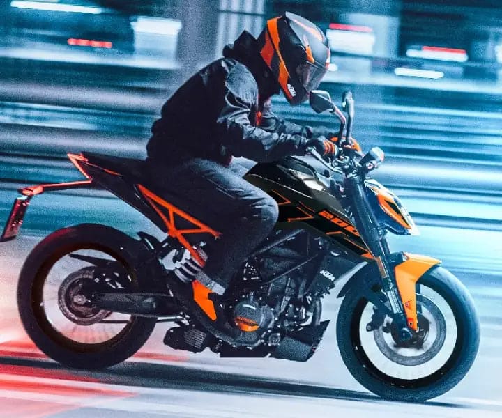 ktm-200-duke-2025-sporty-design-side-view ktm-200-duke-2025-sporty-design-side-view