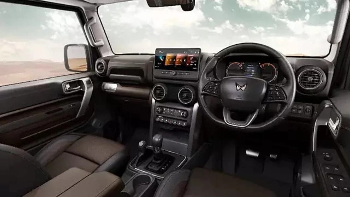 mahindra-thar-roxx-interior-look mahindra-thar-roxx-interior-look