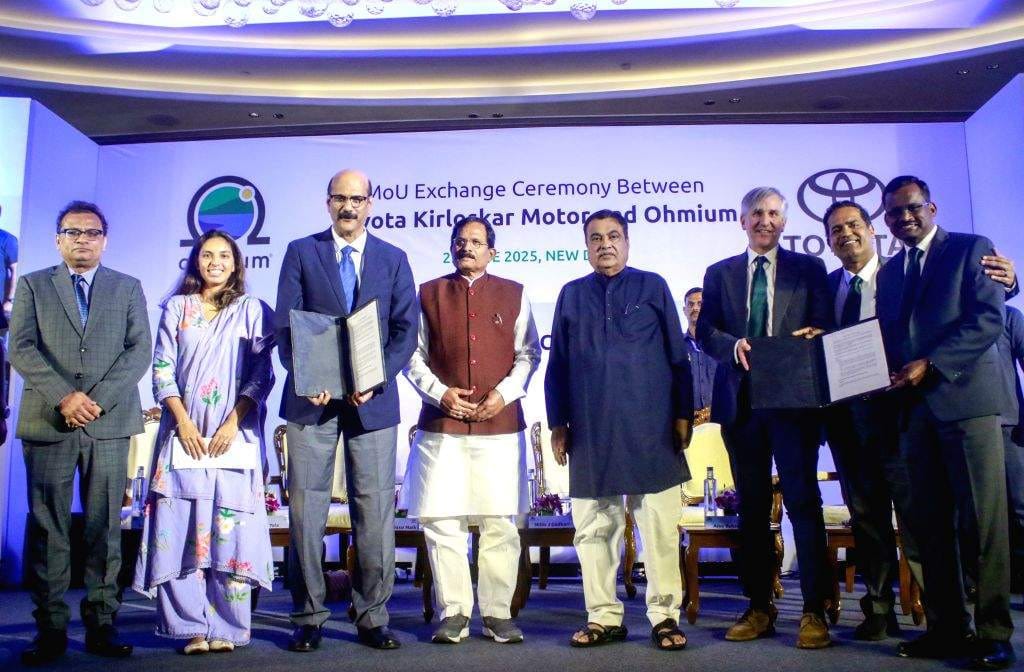 toyota-ohmium-hydrogen-vehicle-deal-2025